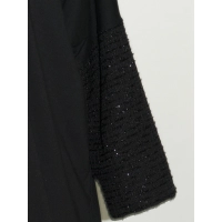 Bluzka Oversize czarna z błyszczącym panelem - boucle